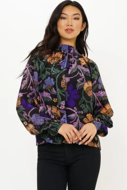 Oliphant Tops><noscript><img width=