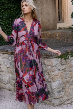 Oliphant Maxis><noscript><img width=