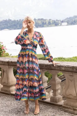 Oliphant Maxis><noscript><img width=
